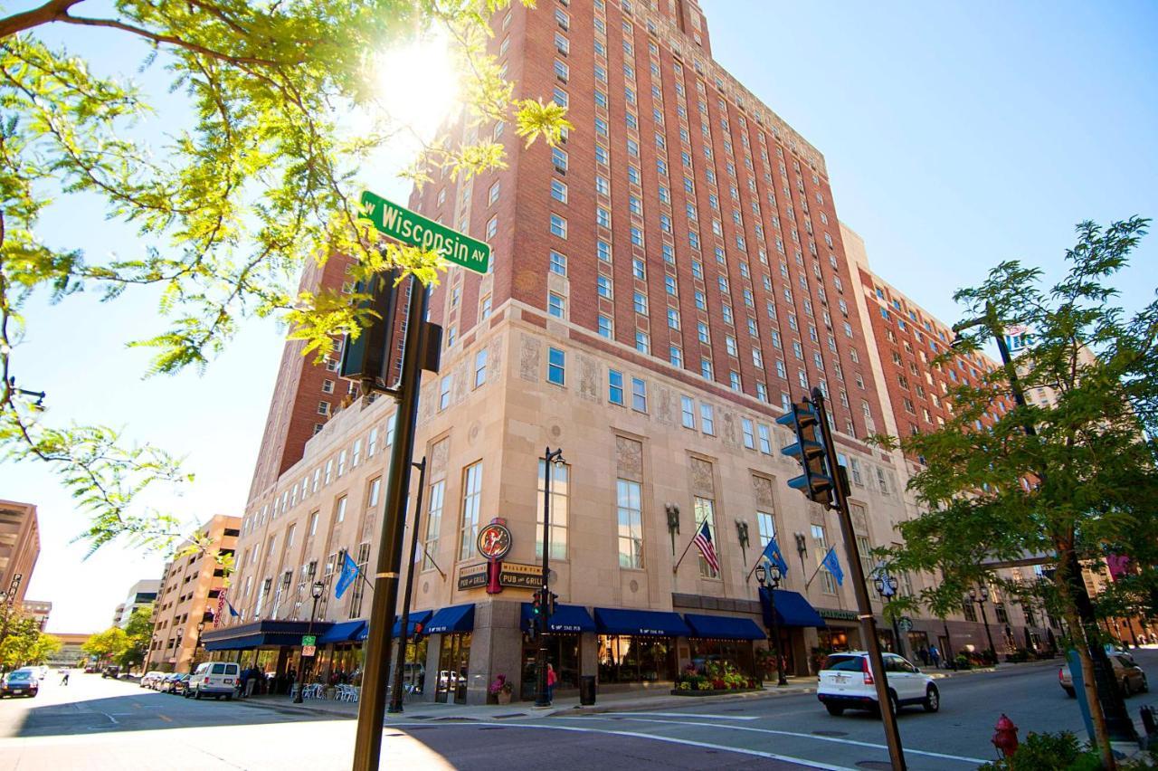 Hotel Hilton Milwaukee Exteriér fotografie